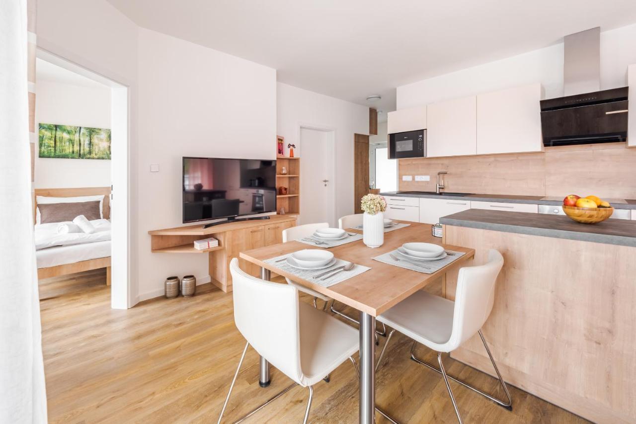 Deluxe Apartment Lipno - Lake Side Village, Frymburk Nad Vltavou エクステリア 写真